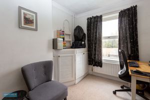 Bedroom- click for photo gallery